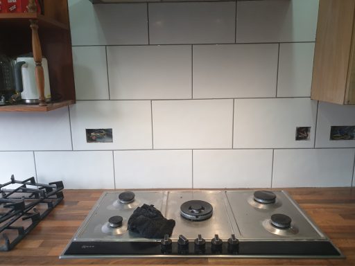 Kitchen tile installation Kitchen tile installation